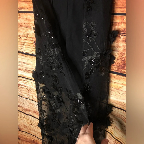 Sequin Applique Overlay Romper - Picture 6 of 16